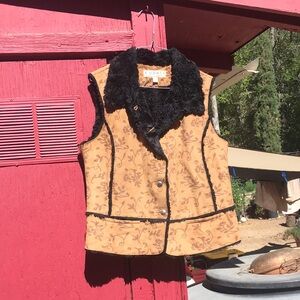 Elegant Tan Floral Vest with Black Fur Trim